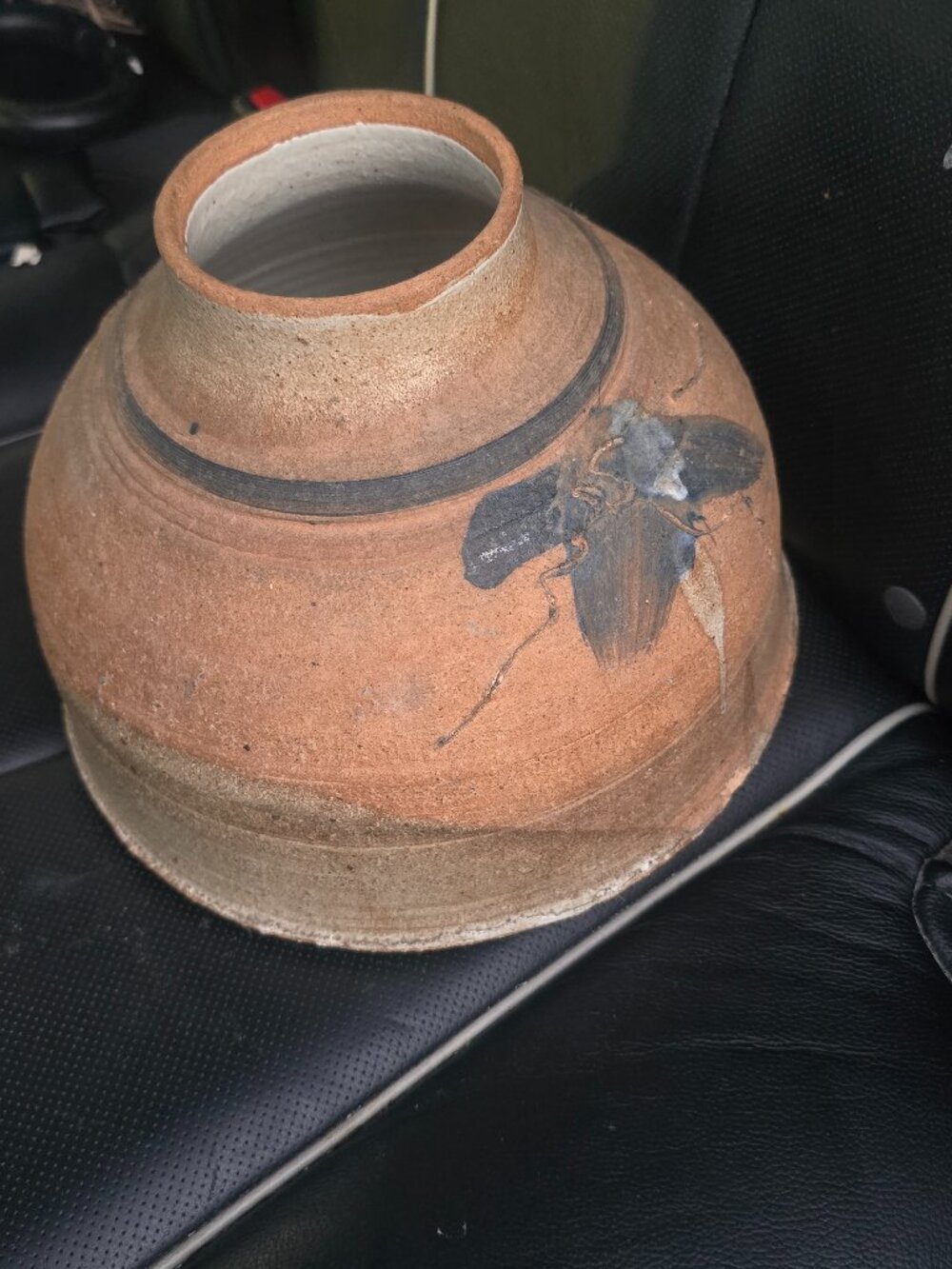 Handmade Japanese vintage studio potter vase with handmade designed